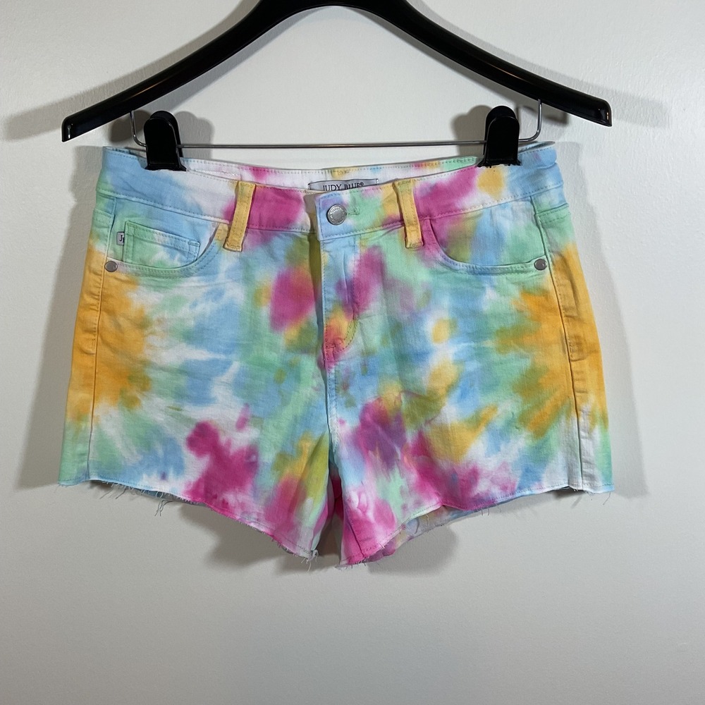 Judy Blue Rainbow Tie Dye Denim Shorts Women M Raw Hem Snow Cone Pastel Hippie